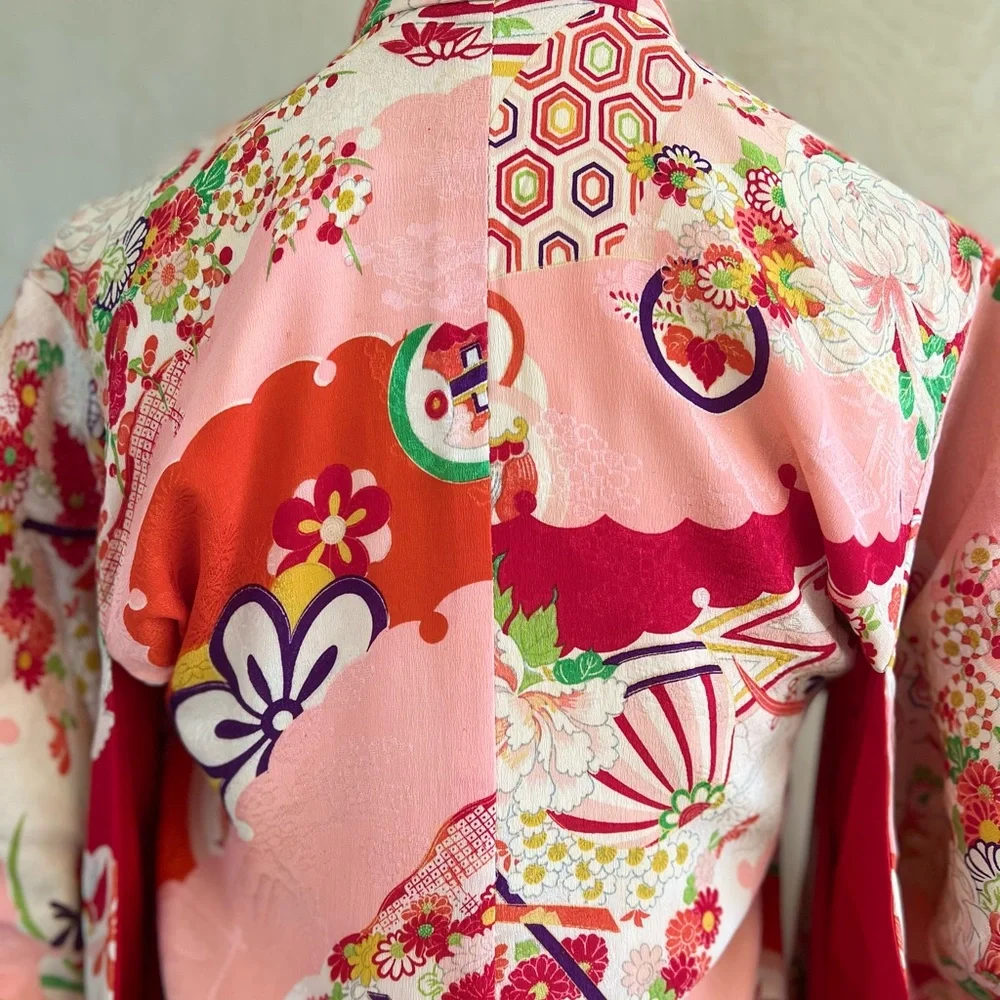 Antique Silk Kimono - Picture 5 of 10